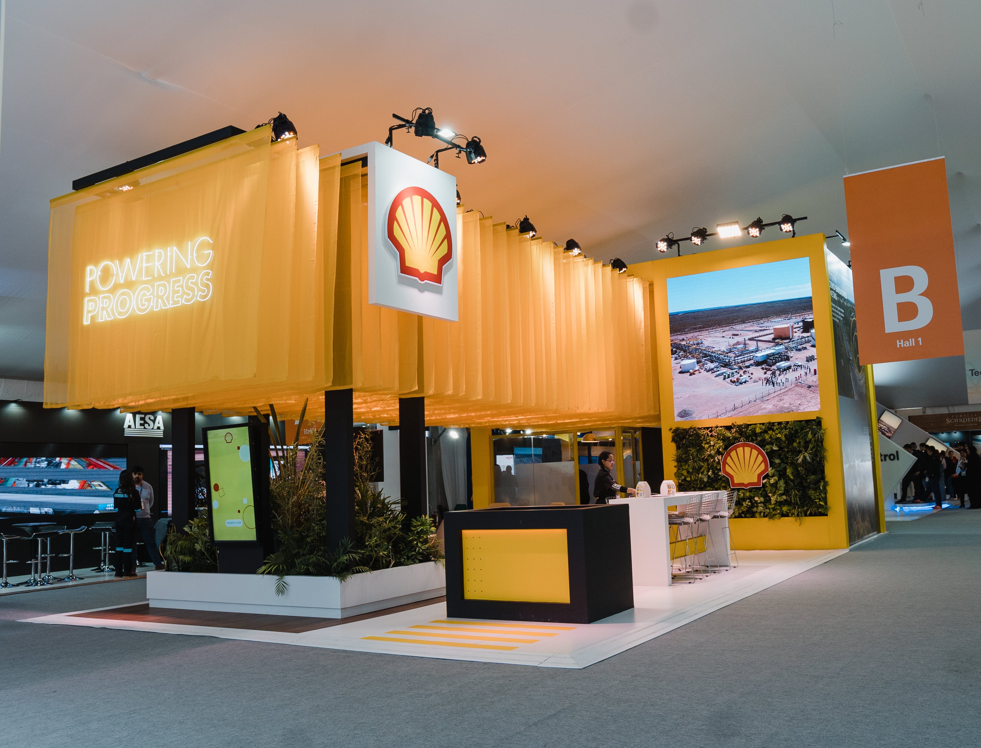 Shell, AOG Patagonia, 2022